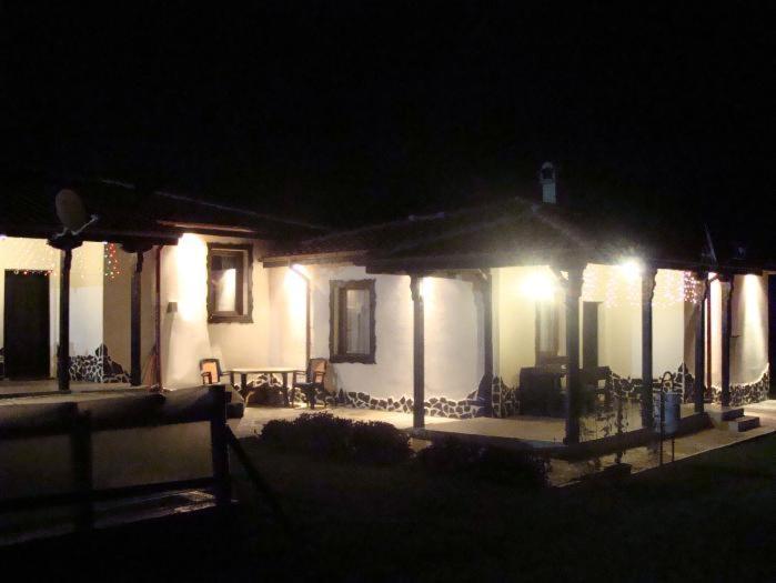 Madara Omaya Guest House エクステリア 写真